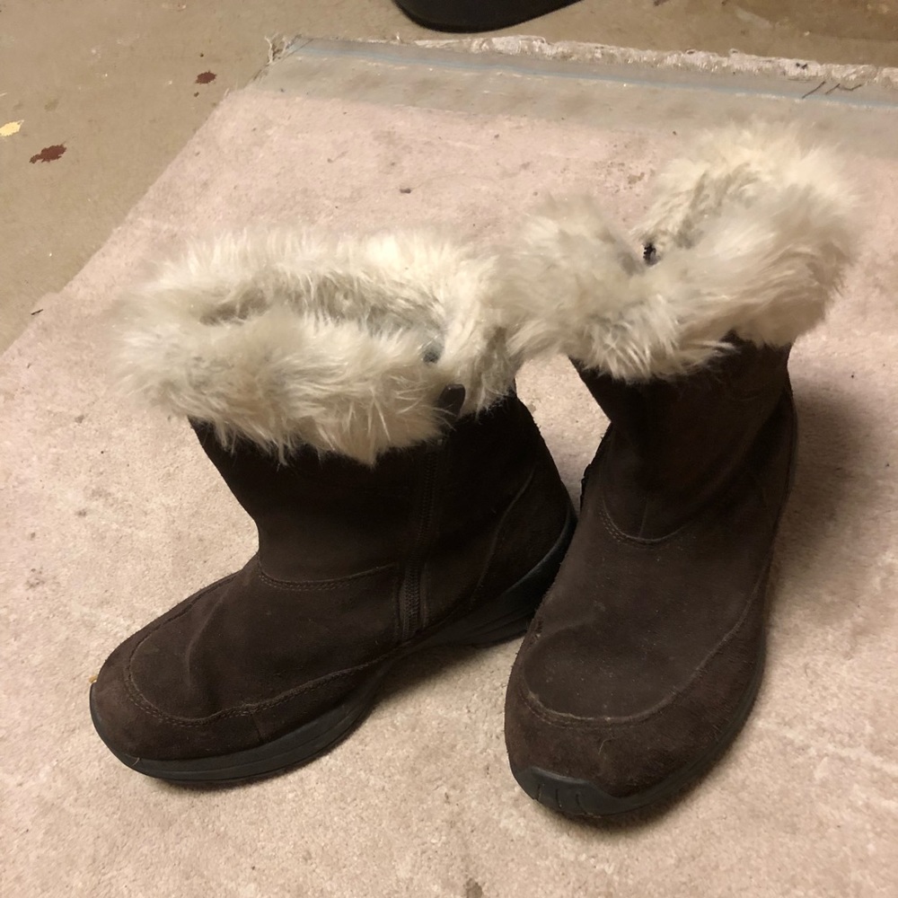 Sorel boots, chocolate brown color